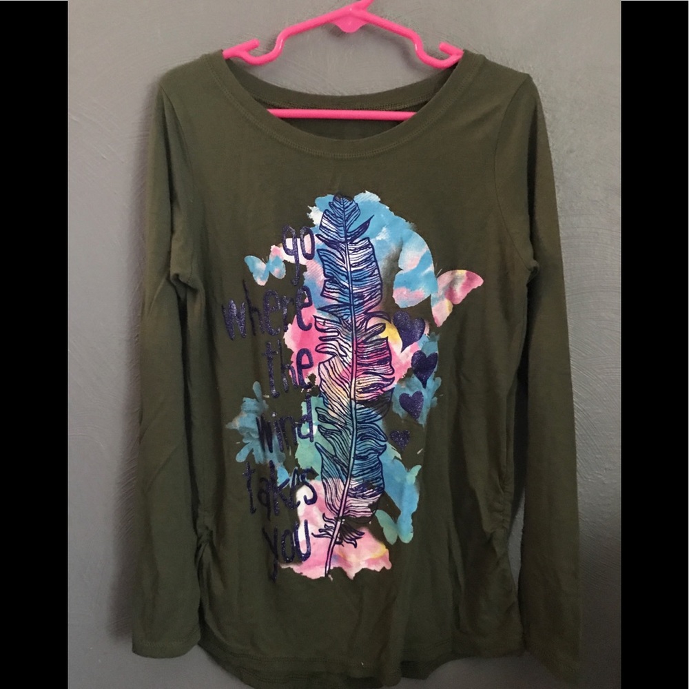 Dark green long sleeve graphic shirt